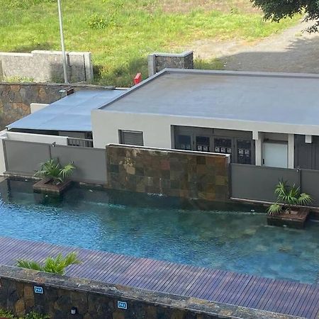 Stylish & Luxury 2-Bed Parkside Apart With Pool Vacoas-Phoenix Exterior photo
