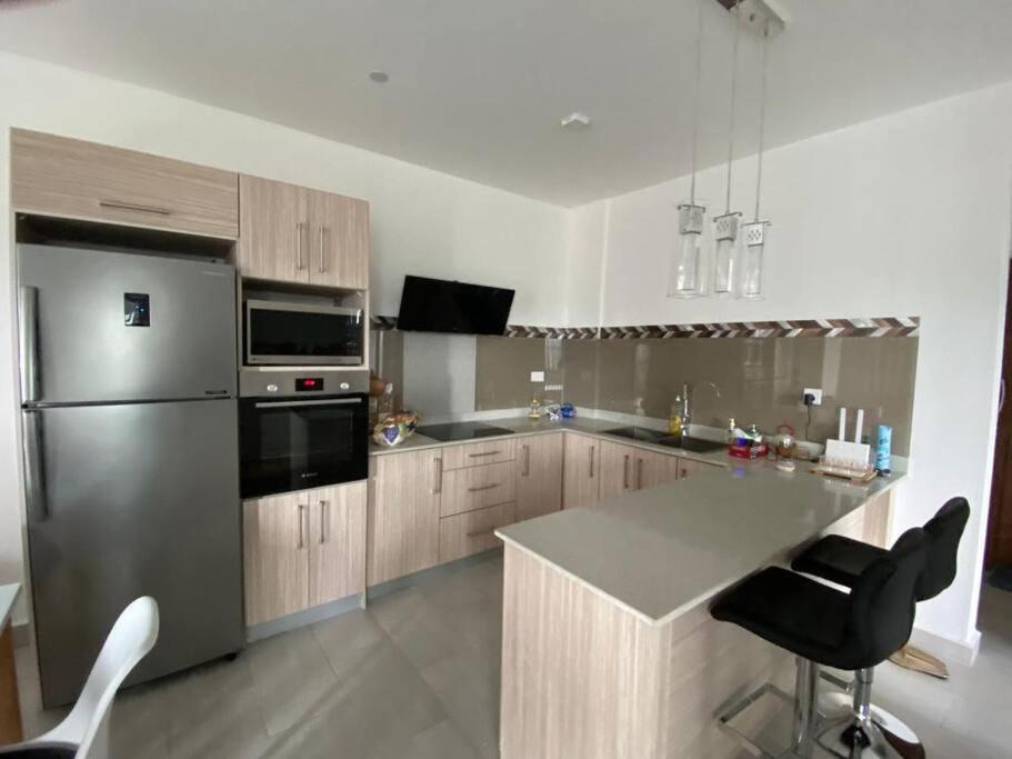 Stylish & Luxury 2-Bed Parkside Apart With Pool Vacoas-Phoenix Exterior photo